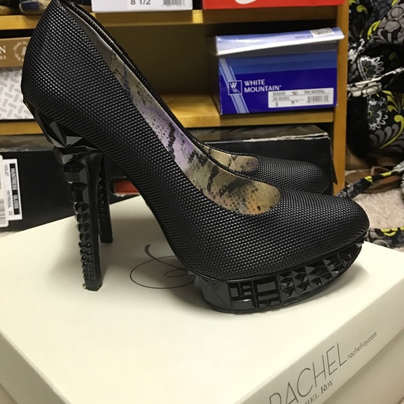 Rachel Roy studded pump