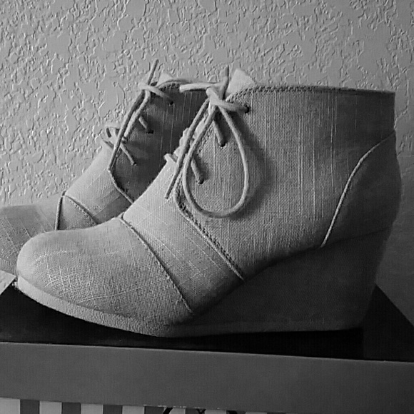 MAURICES ankle booties