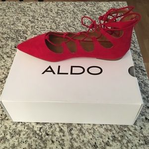 Brand new Aldo lace up flats!!