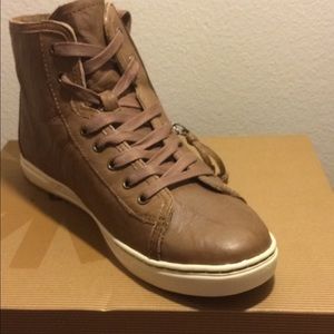 BLaney perforated Leather high top boot Nib size 9