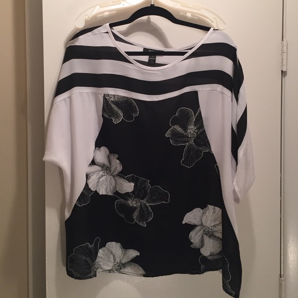 Style & Co. Black & White Shirt