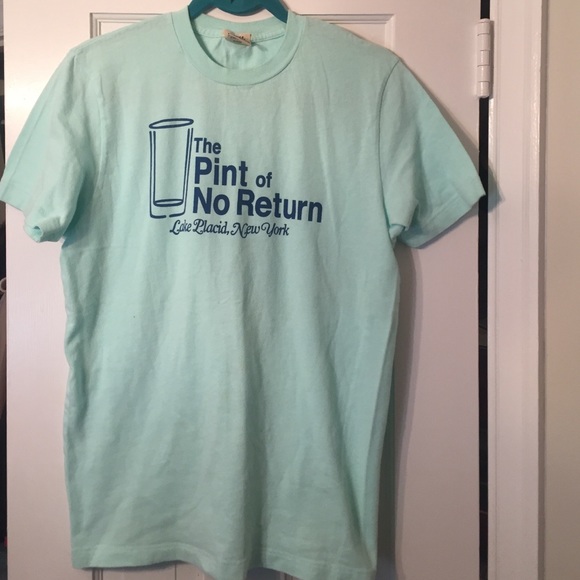 Abercrombie & Fitch Graphic Tee