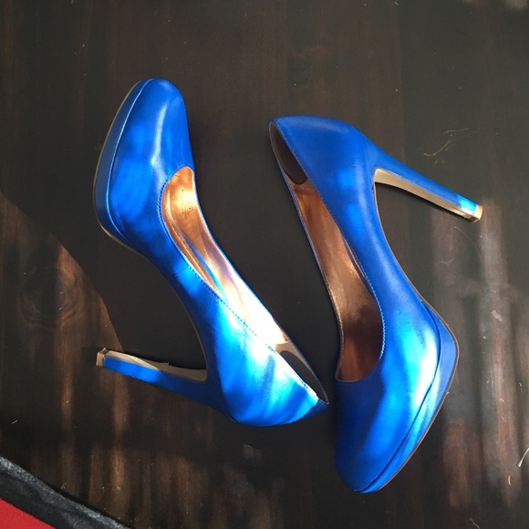 Blue pumps - Picture 2 of 3
