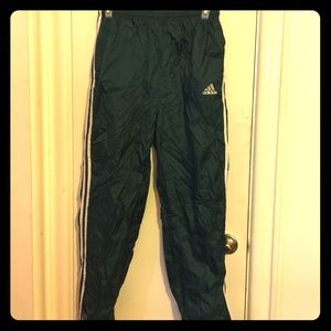 Windbreaker pants with soft lining inside