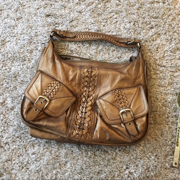 Med size shoulder bag