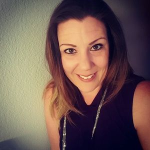 Meet your Posher, Jenese