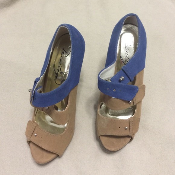 High heels shoes. Size 6.5 - Picture 2 of 4