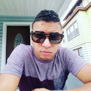 Meet your Posher, Jose miguel