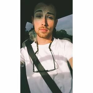 Meet your Posher, Larry