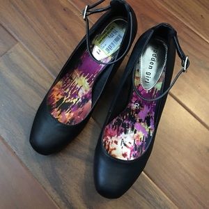 Black heels- madden Girl