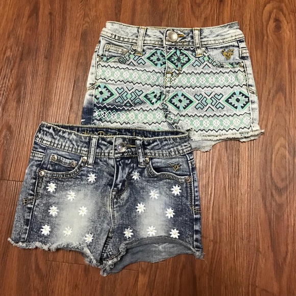 Girls Justice Shorts (size 7S)