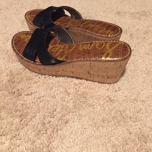 Never Worn - image 3