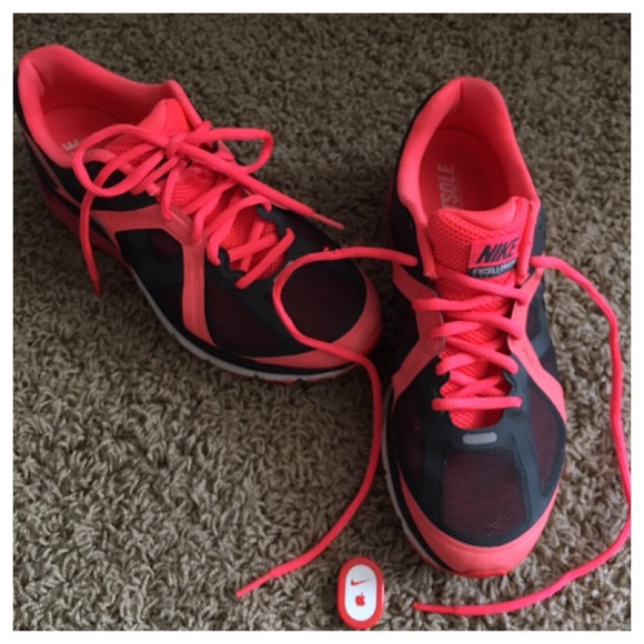 Like New Nike+ Excellerate Air Max Sneaks