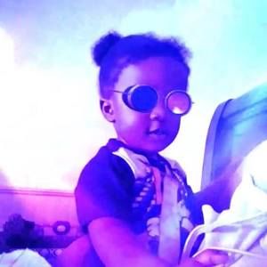 Meet your Posher, Jamesha