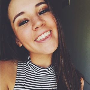 Meet your Posher, Ally