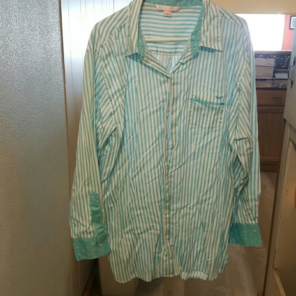Victoria Secret sleep shirt