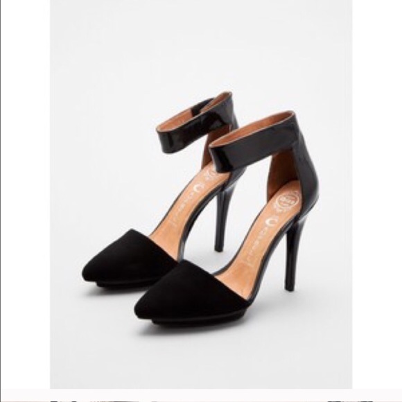 Jeffrey Campbell Shoes - Jeffrey Campbell Solitaire Heels😍😍