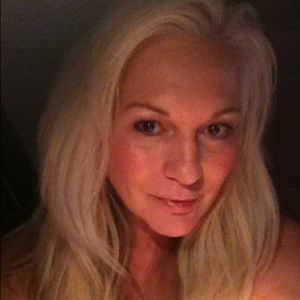 Meet your Posher, Sherry