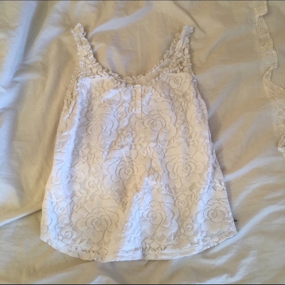 White lace A & F tank top