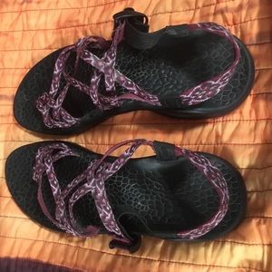 GENTLY USED CHACOS