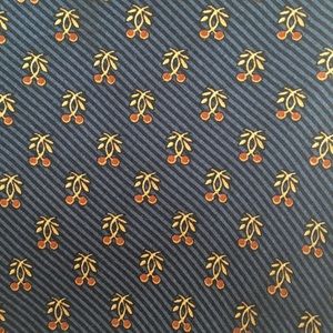 Silk tie.Bill Blass Black Label
