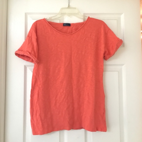 GAP coral roll-sleeve t-shirt
