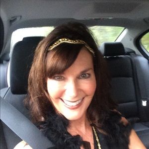 Meet your Posher, Anne