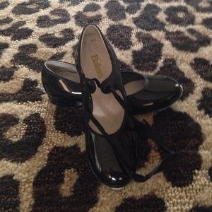Girls tap shoes