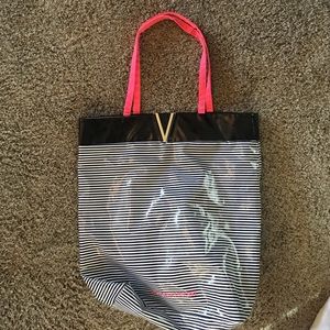 VS tote MAKE AN OFFER