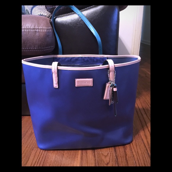 Coach Tote