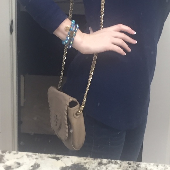 Tory Burch Small Taupe Purse- like new!! - Picture 4 of 4