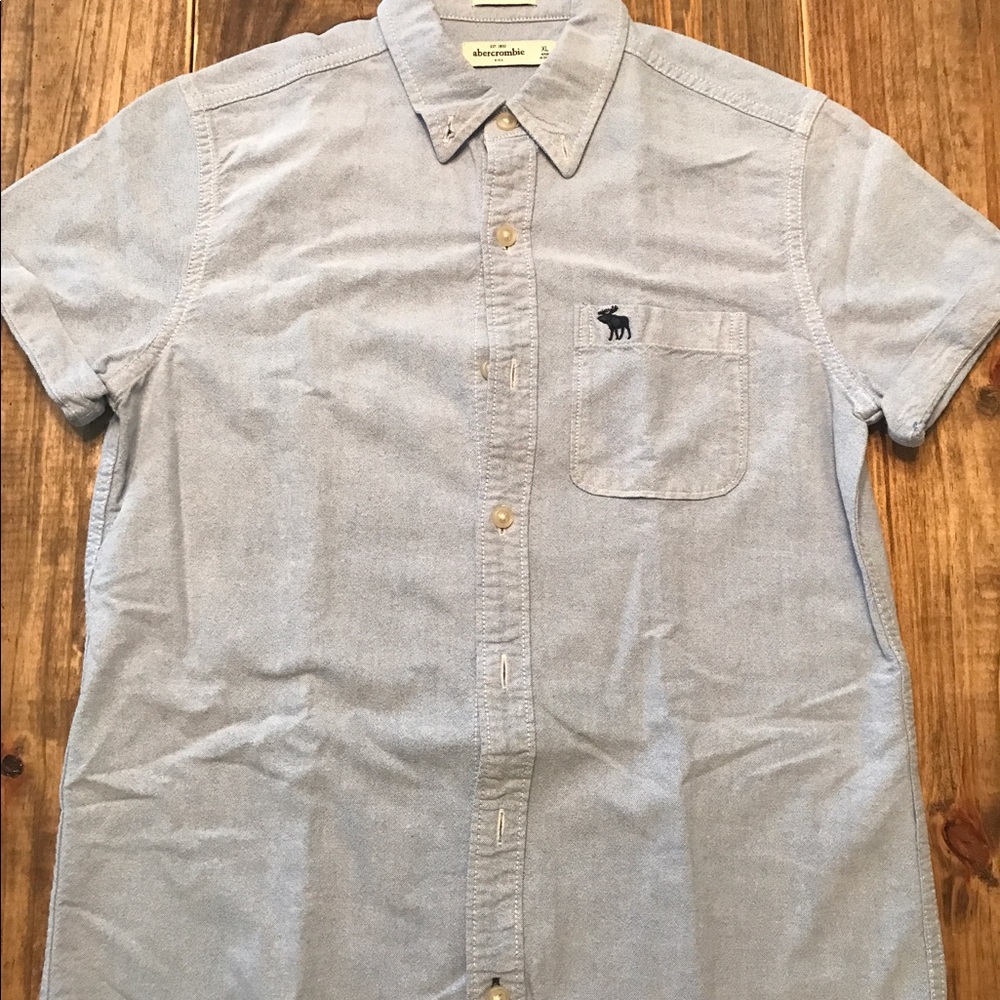 A&F Short Sleeve Buttondown