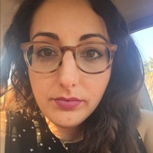 Meet your Posher, Ellie