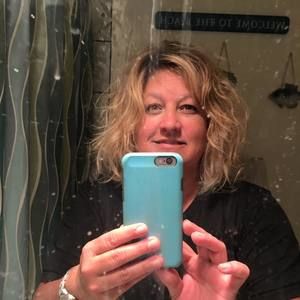 Meet your Posher, Darlene