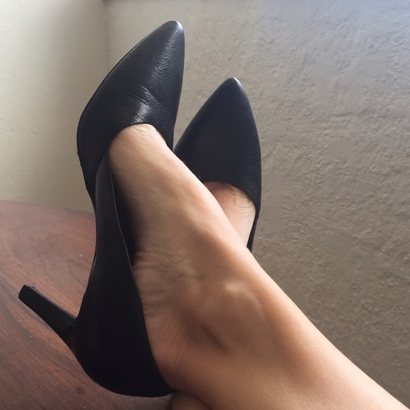 Franco Sarto Classic Black Heels