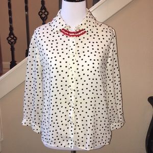 Button-up cream / black polkadot blouse