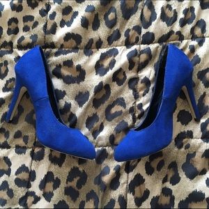 Rock & Republic Blue Suede Heels