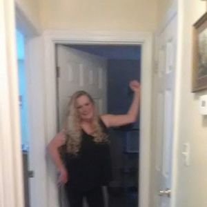 Meet your Posher, Debbie