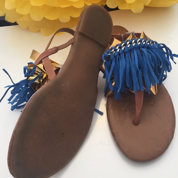 Sandals - Picture 2 of 2