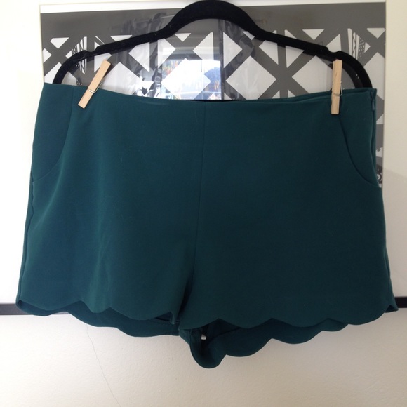 Scallop edged shorts