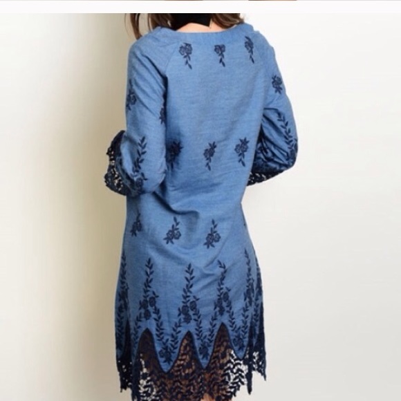 Sold 2xHP. Blue and black dress w lace - Picture 2 of 3
