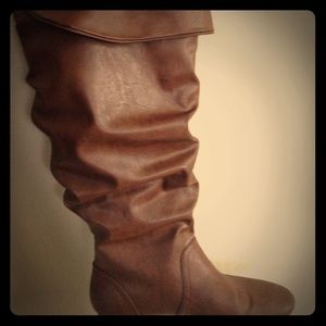 Slouch boots knee high
