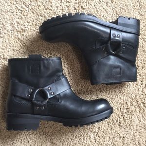 NWOT Silence and Noise Moto Boots
