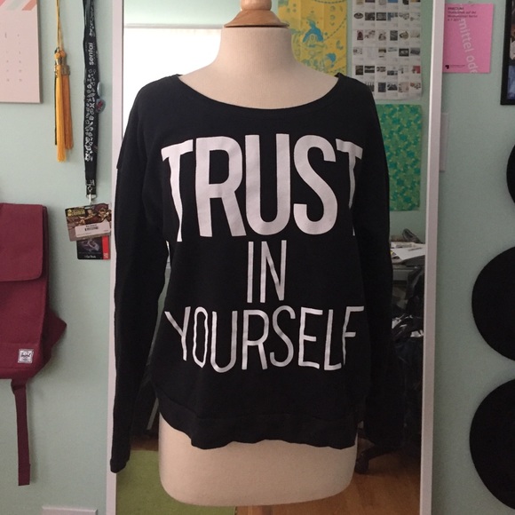 Forever21 black sweatshirt