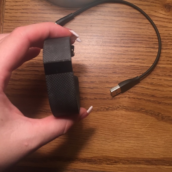FitBit Charge HR - Picture 1 of 4