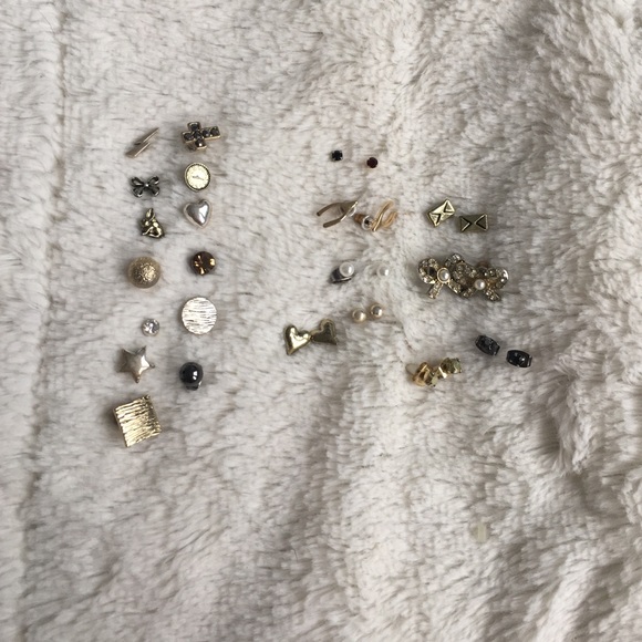 Earring bundle! Will sell separately if wanted!