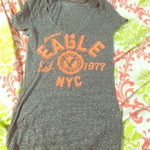 American Eagle gray & neon orange V neck