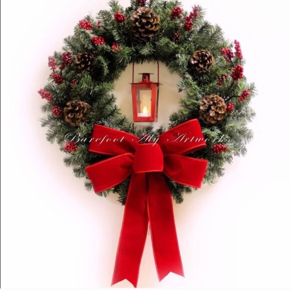 SALE!! Classy Christmas Wreath~LED Lantern~Red Bow