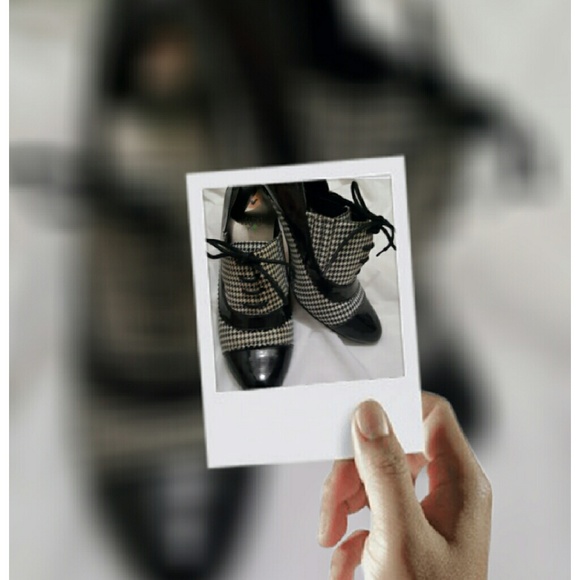 Isle Hounds tooth pumps