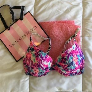 Victoria's Secret PINK 32D Padded Pushup Bra